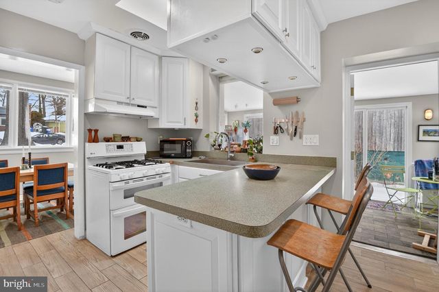 8403 TAHONA DR, Silver Spring, MD 20903