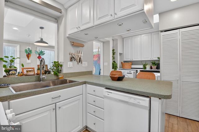 8403 TAHONA DR, Silver Spring, MD 20903