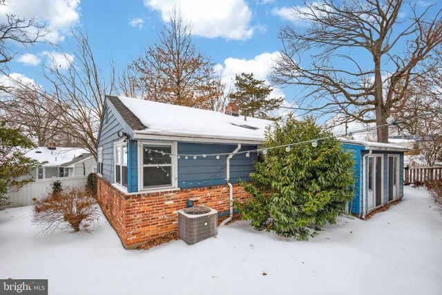 8403 TAHONA DR, Silver Spring, MD 20903