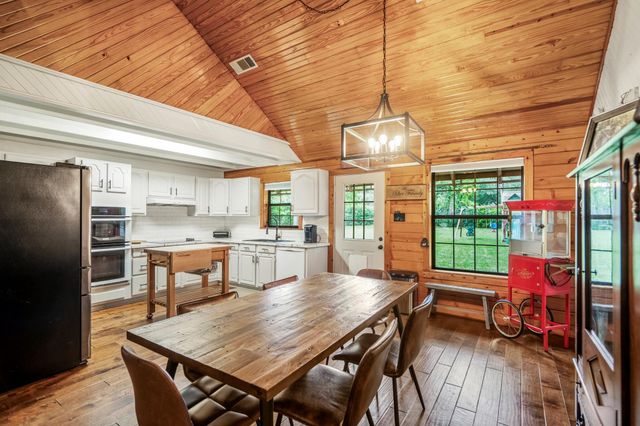 16007 Long Neck Drive, Magnolia, TX 77355