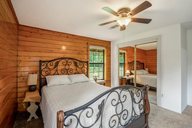 16007 Long Neck Drive, Magnolia, TX 77355