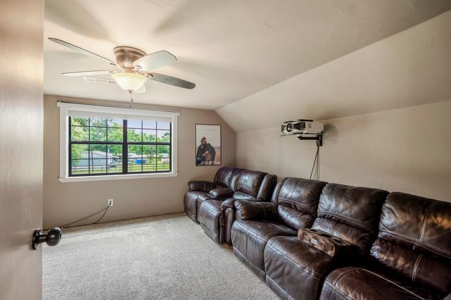 16007 Long Neck Drive, Magnolia, TX 77355