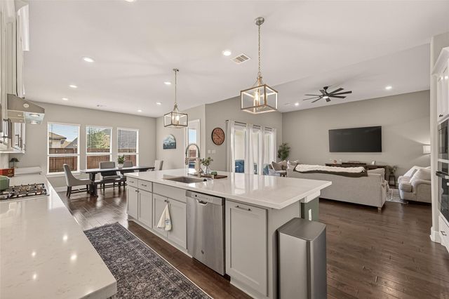 3606 Canyon Drive, Rosharon, TX 77583