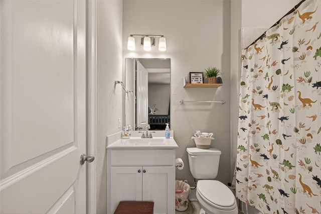 3606 Canyon Drive, Rosharon, TX 77583