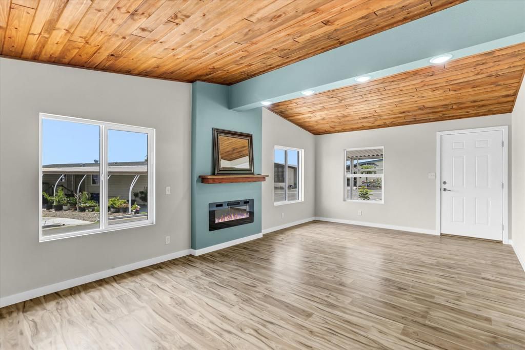 275 S Worthington St 123, Spring Valley, CA 91977 — photo 3