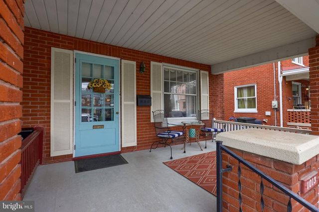 1013 LOCUST ST, Columbia, PA 17512