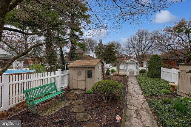 1013 LOCUST ST, Columbia, PA 17512