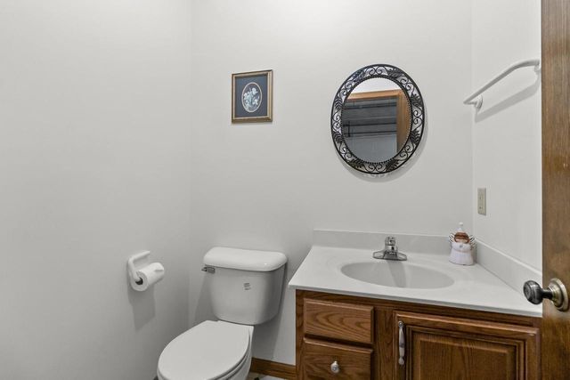 111 N Griffin STREET, Elkhorn, WI 53121