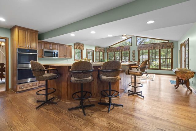 111 N Griffin STREET, Elkhorn, WI 53121