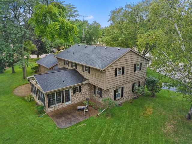 111 N Griffin STREET, Elkhorn, WI 53121