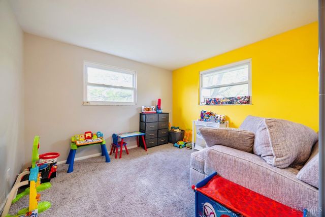 11625 Hollingsworth, Forest Park, OH 45240