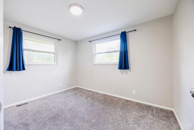 11625 Hollingsworth, Forest Park, OH 45240