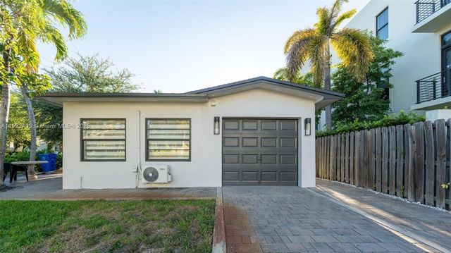 1615 NE 9th St, Fort Lauderdale, FL 33304