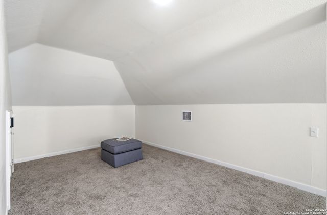 611 Barrett, San Antonio, TX 78225