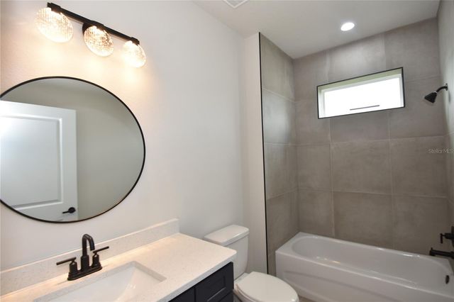 20 UNIONDALE PLACE, Palm Coast, FL 32164