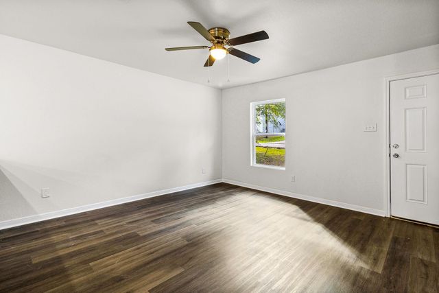 226 Hollow Oak, Livingston, TX 77351