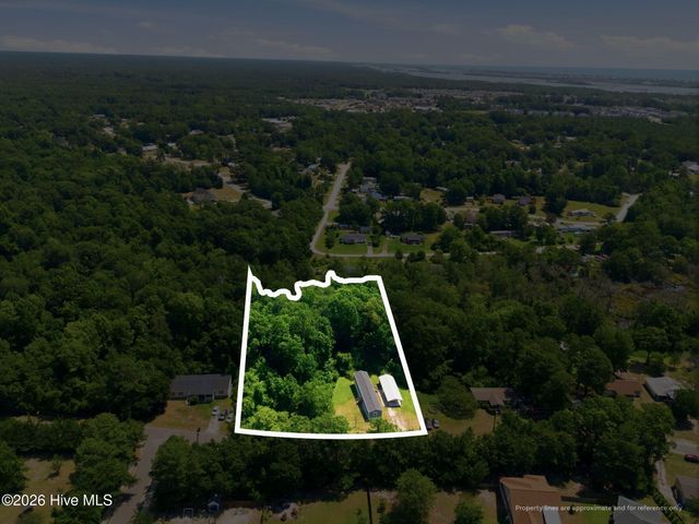 425 Beckys Creek Road, Hampstead, NC 28443