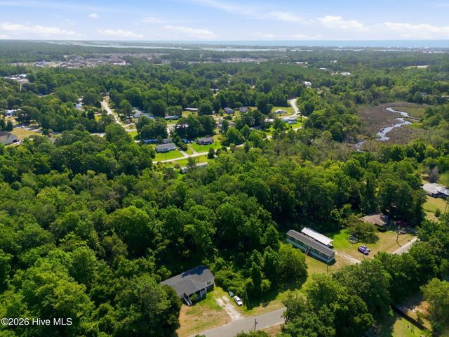 425 Beckys Creek Road, Hampstead, NC 28443