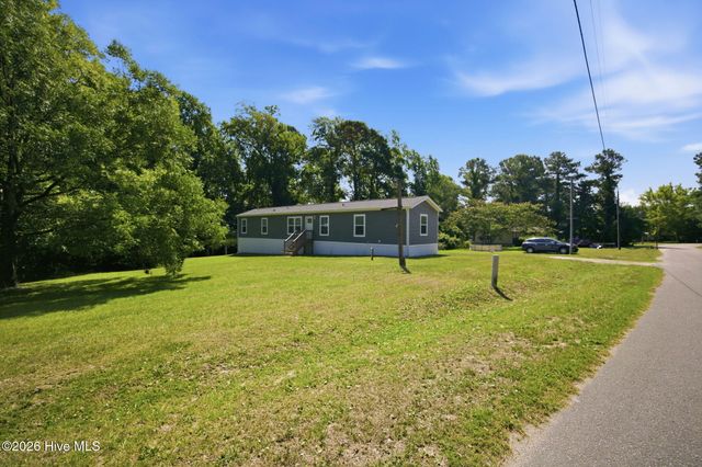 425 Beckys Creek Road, Hampstead, NC 28443
