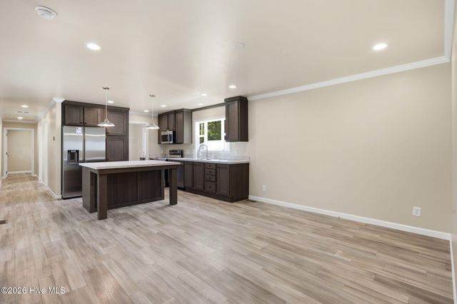 425 Beckys Creek Road, Hampstead, NC 28443