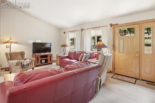 958 Cottonwood Lake Drive, Divide, CO 80814