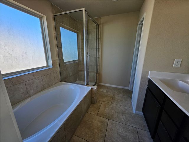 40 Alyssa Palms Drive, Manvel, TX 77578