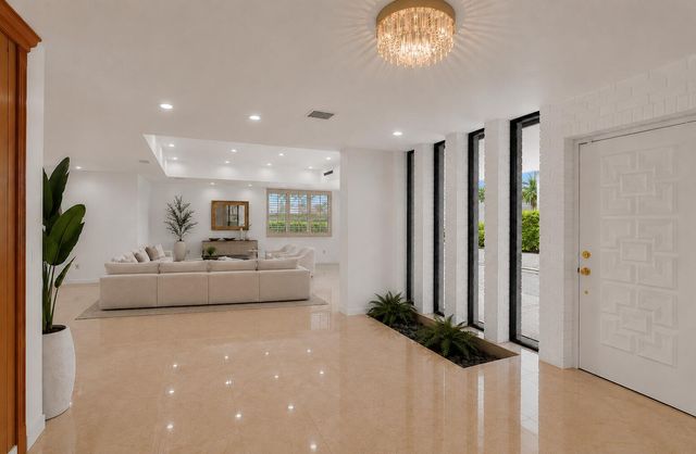 3500 N 45th Avenue, Hollywood, FL 33021