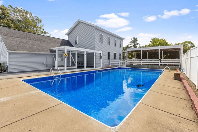 901 Ohio Street, La Porte, IN 46350