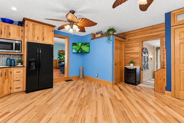 901 Ohio Street, La Porte, IN 46350