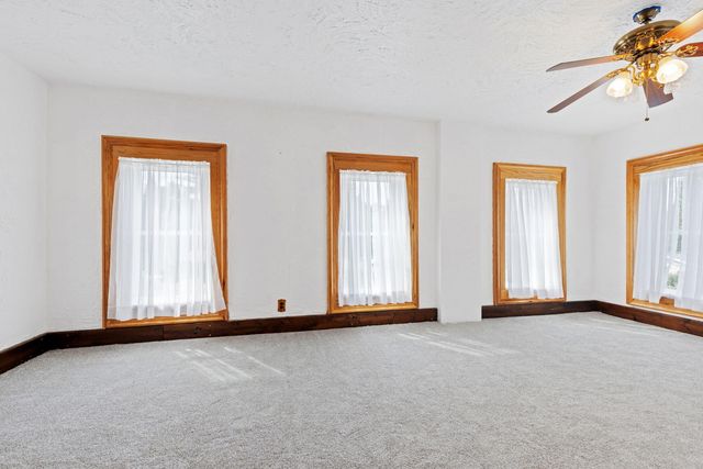 901 Ohio Street, La Porte, IN 46350