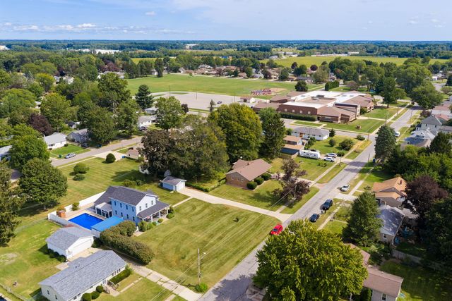 901 Ohio Street, La Porte, IN 46350