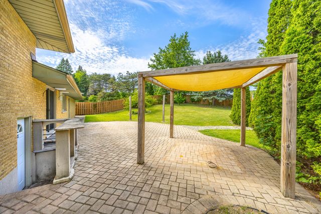 8610 Orchard Drive, Hickory Hills, IL 60457