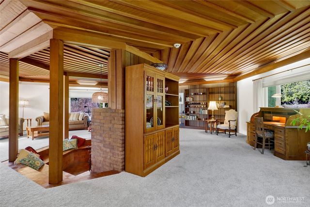 1842 Academy Road, Bellingham, WA 98226