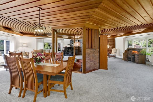 1842 Academy Road, Bellingham, WA 98226