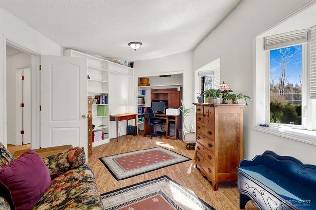 1842 Academy Road, Bellingham, WA 98226
