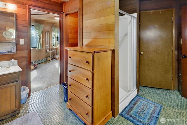 1842 Academy Road, Bellingham, WA 98226