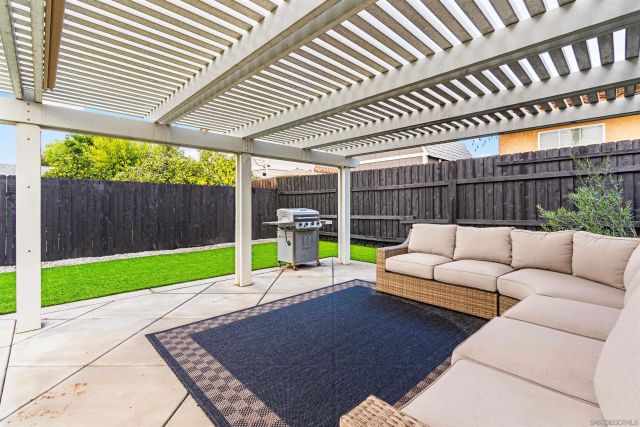 1204 Peach Ave, El Cajon, CA 92021