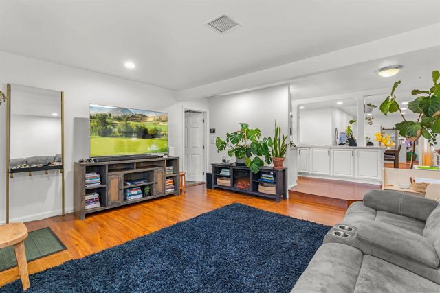 1204 Peach Ave, El Cajon, CA 92021