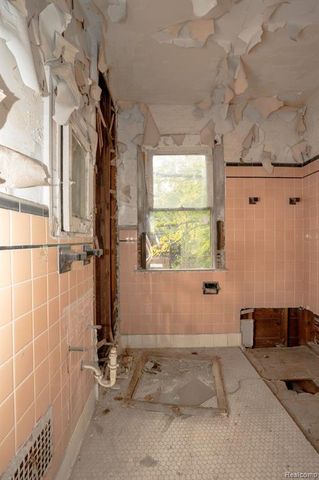 3307 Clairmount Street, Detroit, MI 48206