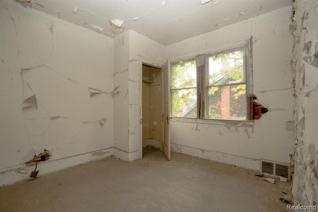 3307 Clairmount Street, Detroit, MI 48206