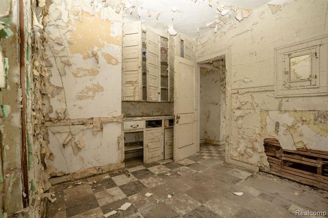 3307 Clairmount Street, Detroit, MI 48206