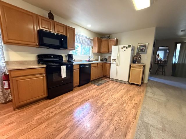 51571 Coyote Ridge Road, Oakhurst, CA 93644