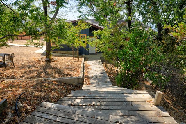 51571 Coyote Ridge Road, Oakhurst, CA 93644
