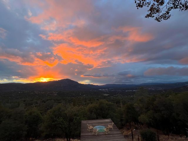 51571 Coyote Ridge Road, Oakhurst, CA 93644