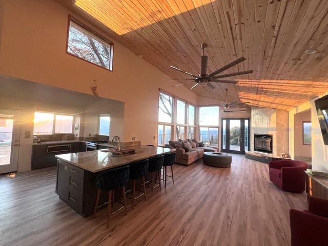 51571 Coyote Ridge Road, Oakhurst, CA 93644