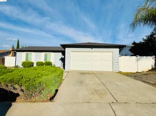 19 Huntington Cir, Pittsburg, CA 94565