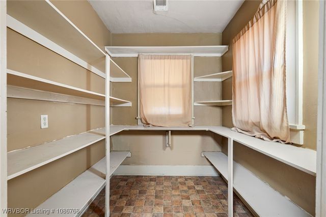 1020 S 16th Street, Fort Smith, AR 72901