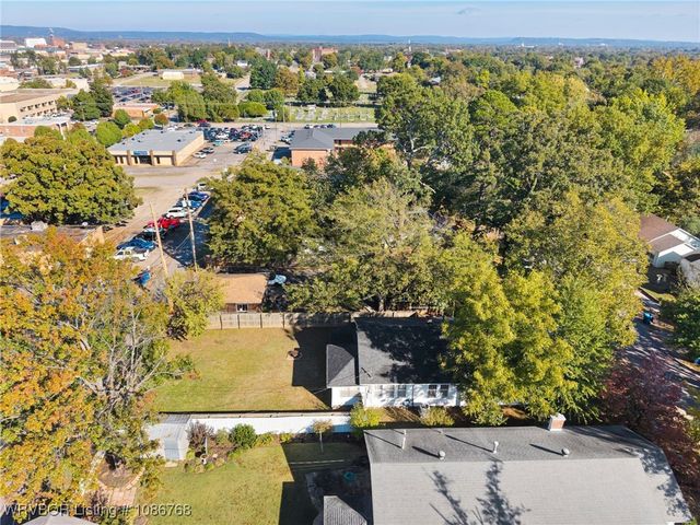 1020 S 16th Street, Fort Smith, AR 72901