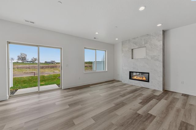 4509 Road 114, Pasco, WA 99301