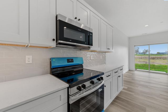 4509 Road 114, Pasco, WA 99301